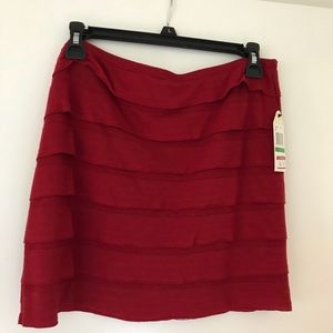 NWT Studio M red skirt LARGE